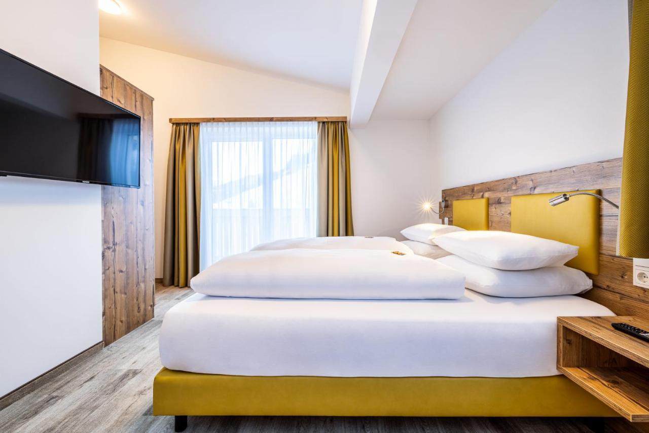 Hotel Der Alpenblick Sankt Johann im Pongau Exterior foto
