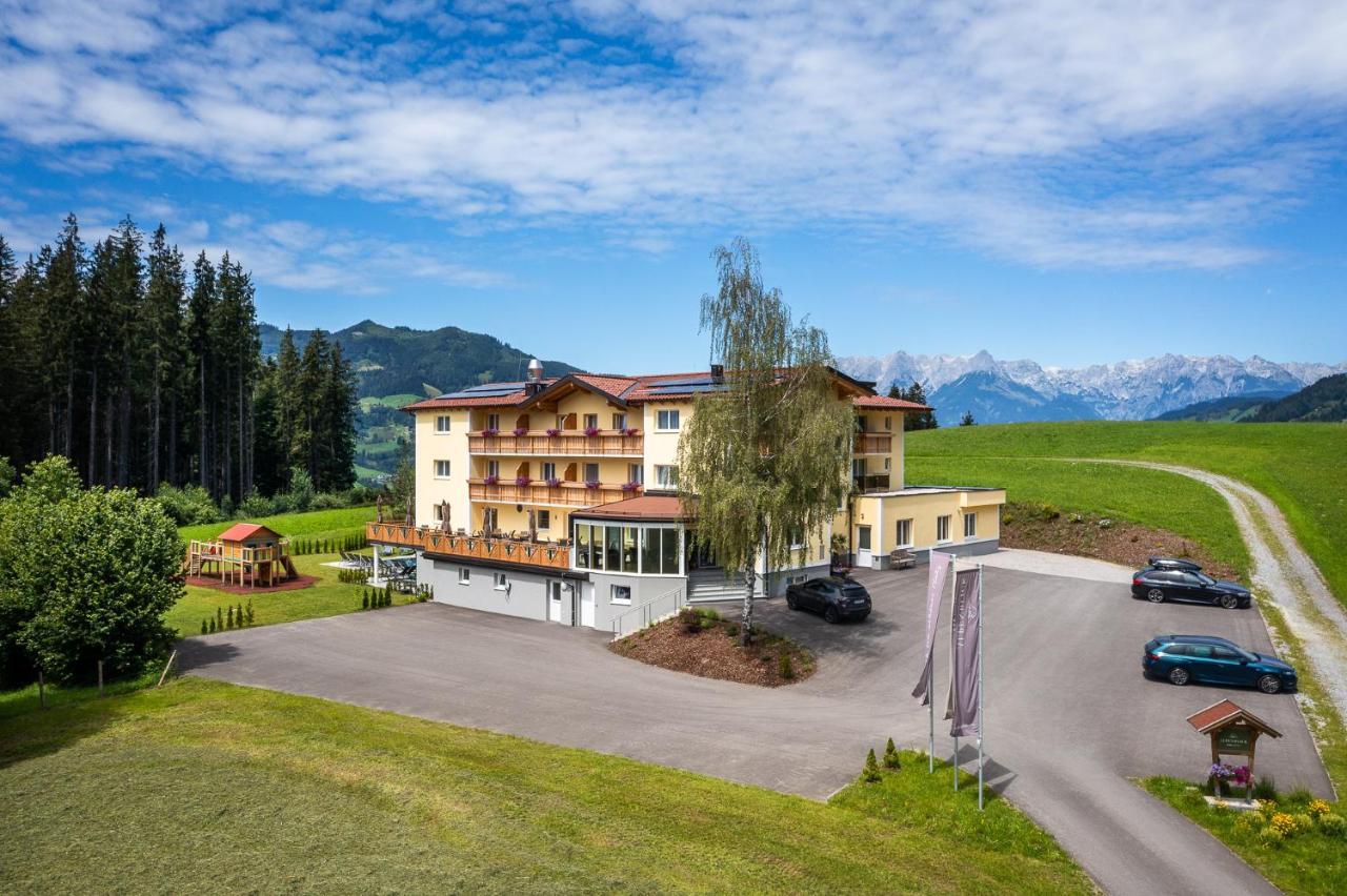 Hotel Der Alpenblick Sankt Johann im Pongau Exterior foto